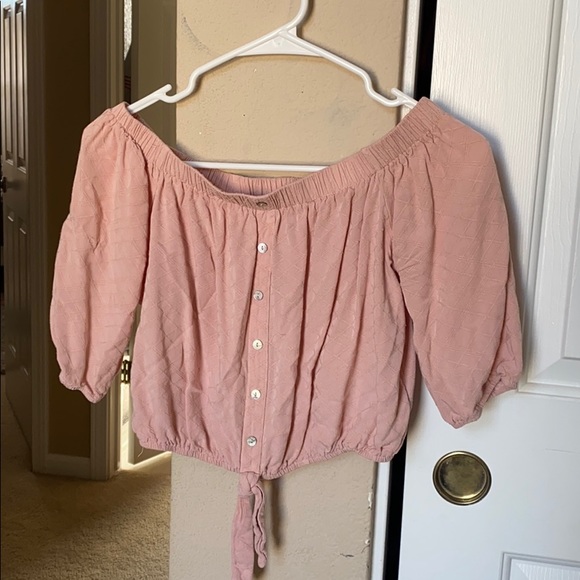 Crop top, light pink. Off the shoulder. Small - Picture 1 of 1